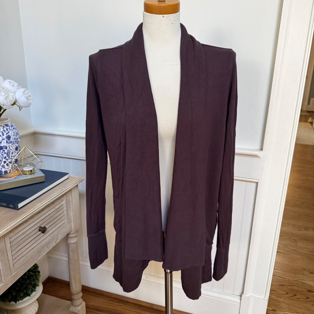 ATHLETA SPICED CABERNET POCKETS NIRVANA PRANAYAMA RESTORE WRAP CARDIGAN Sz S‎